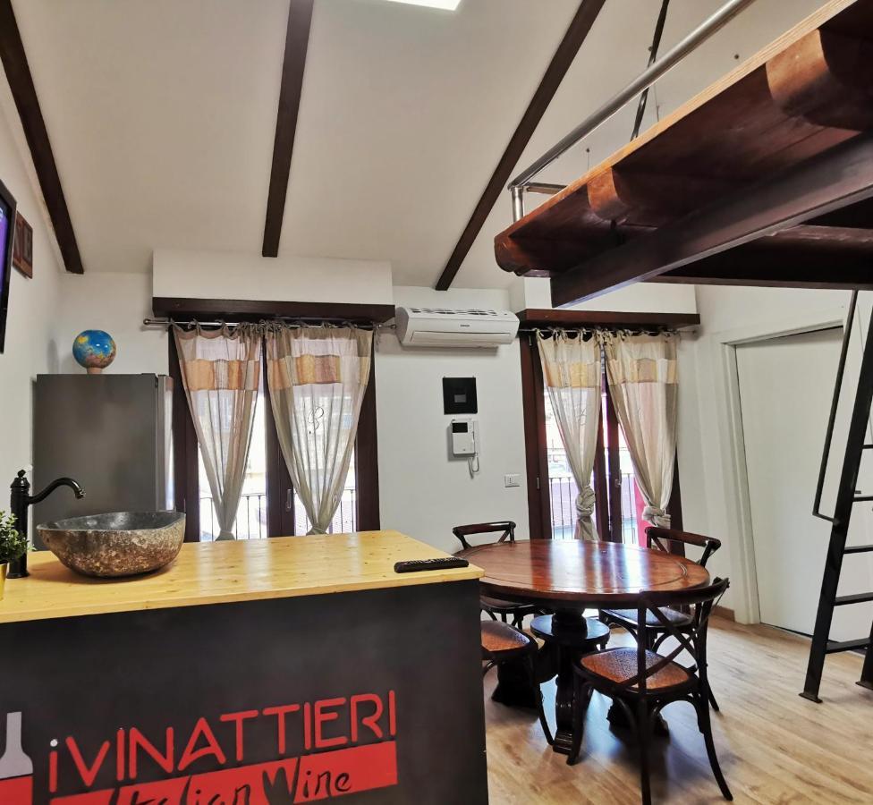 Regis B&B Appartamenti Centro Storico Chivasso Εξωτερικό φωτογραφία